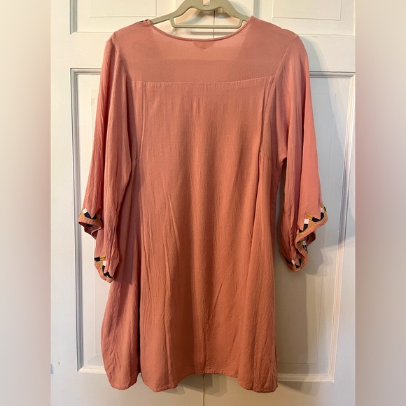 Entro Embroidered Bell Sleeve Mini Dress Ribbon‎ Detail Boho Size Large - Picture 2 of 7